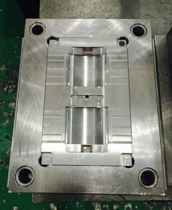 Y300422儀器塑膠制品，深圳塑膠模具廠，注塑模具加工